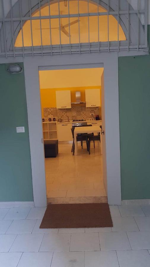 Santa Chiara Home Spaccanapoli エクステリア 写真